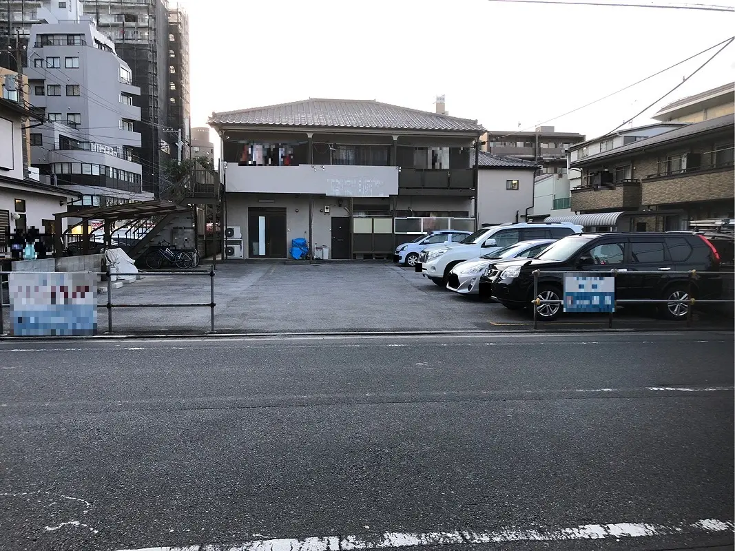 江戸川区東葛西５丁目　月極駐車場